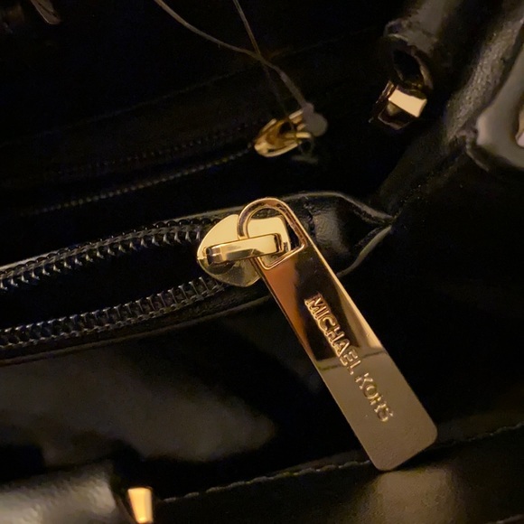 New MICHAEL KORS GRAMERCY Medium PEBBLED LEATHER SATCHEL ⭐️⭐️⭐️⭐️ - Picture 7 of 17